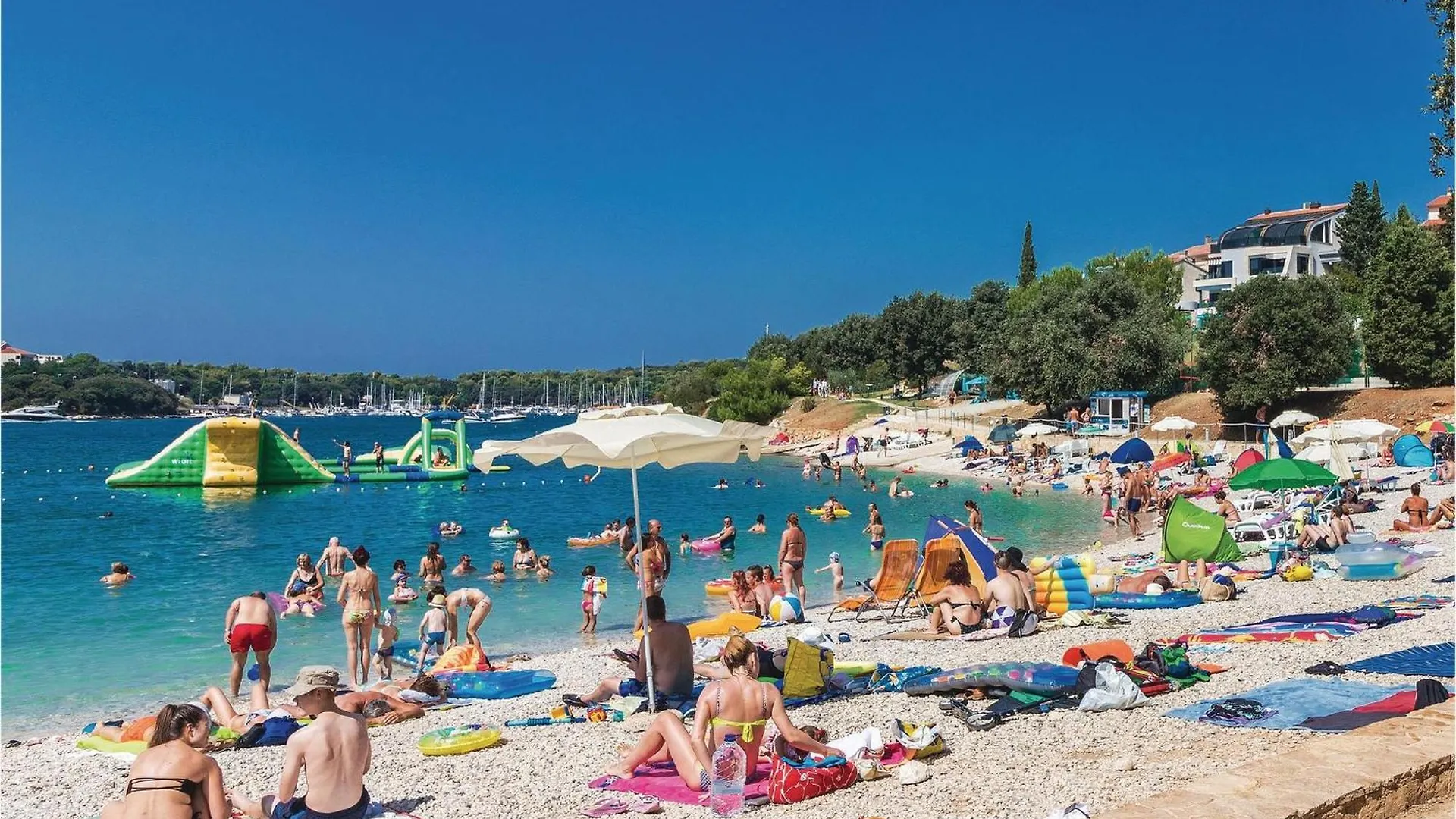 2 Bedroom Amazing Apartment In Pola Croazia